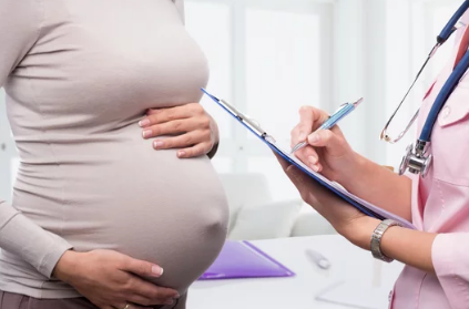visita ostetrica di controllo